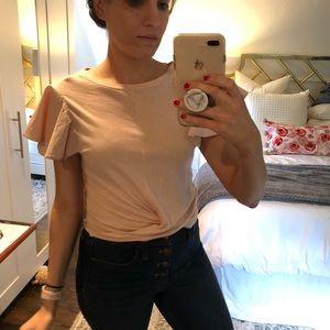 Ruffle sleeve twist hem tee